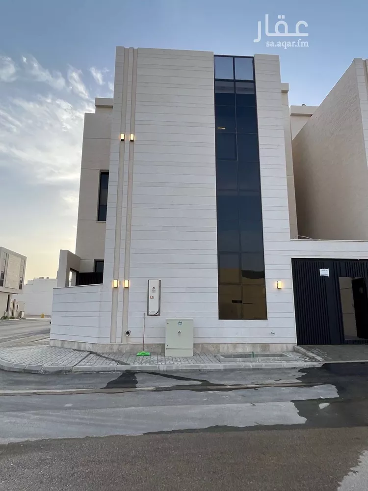 فيلا للبيع في شارع السيل الكبير, حي المهدية, مدينة الرياض, منطقة الرياض صورة 5