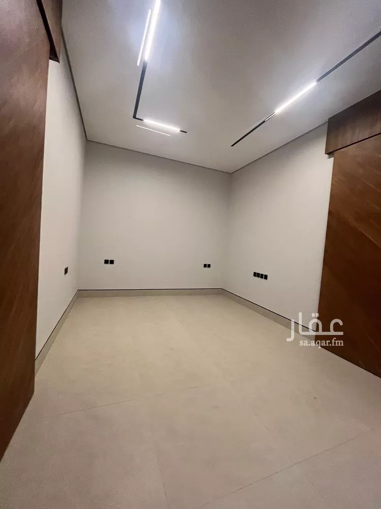 فيلا للبيع في شارع السيل الكبير, حي المهدية, مدينة الرياض, منطقة الرياض صورة 3