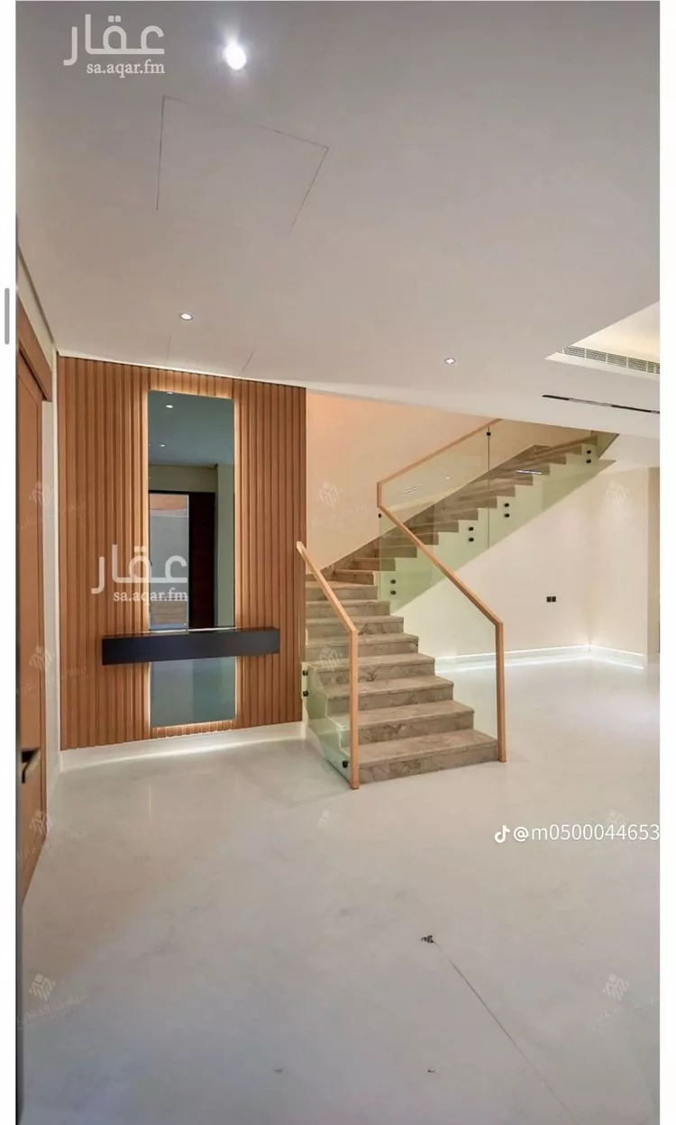 فيلا للبيع في شارع قطب الدين بن السلطان, حي المهدية, مدينة الرياض, منطقة الرياض صورة 3