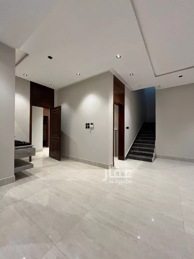فيلا للبيع في شارع أبي الفضل العليمي, حي المهدية, مدينة الرياض, منطقة الرياض صورة 4