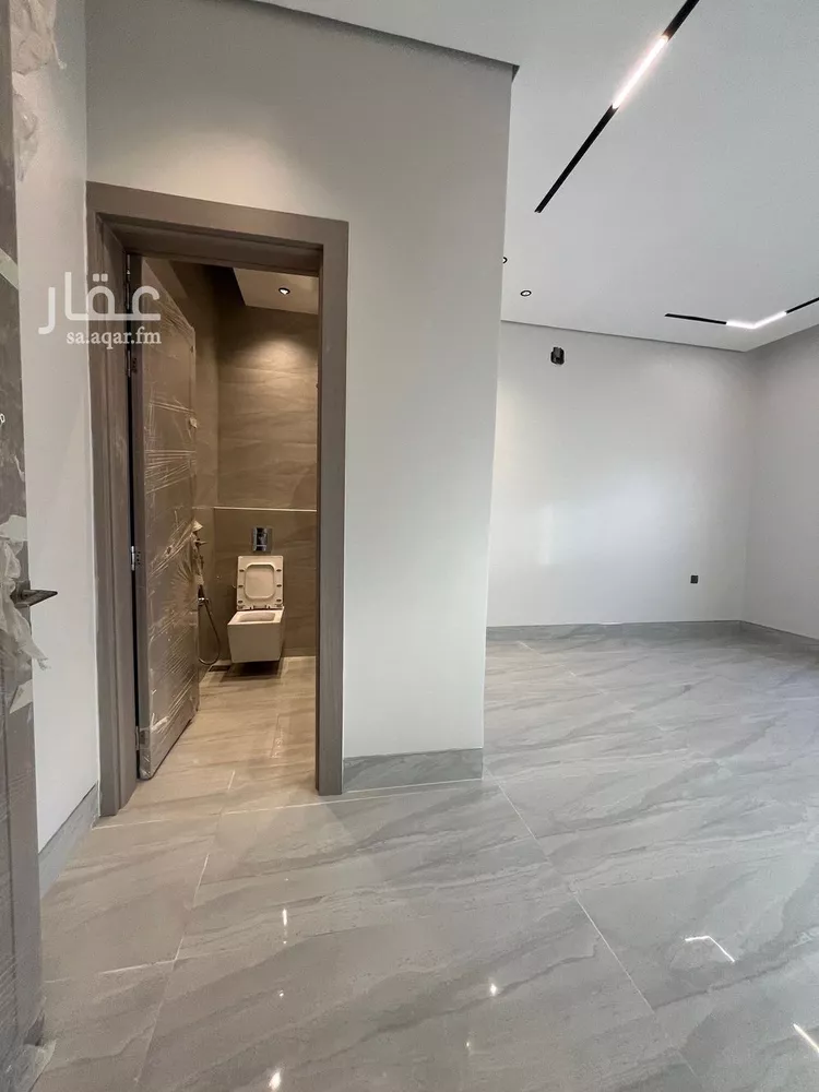 فيلا للبيع في شارع أبي العباس الصقلي, حي المهدية, مدينة الرياض, منطقة الرياض صورة 4