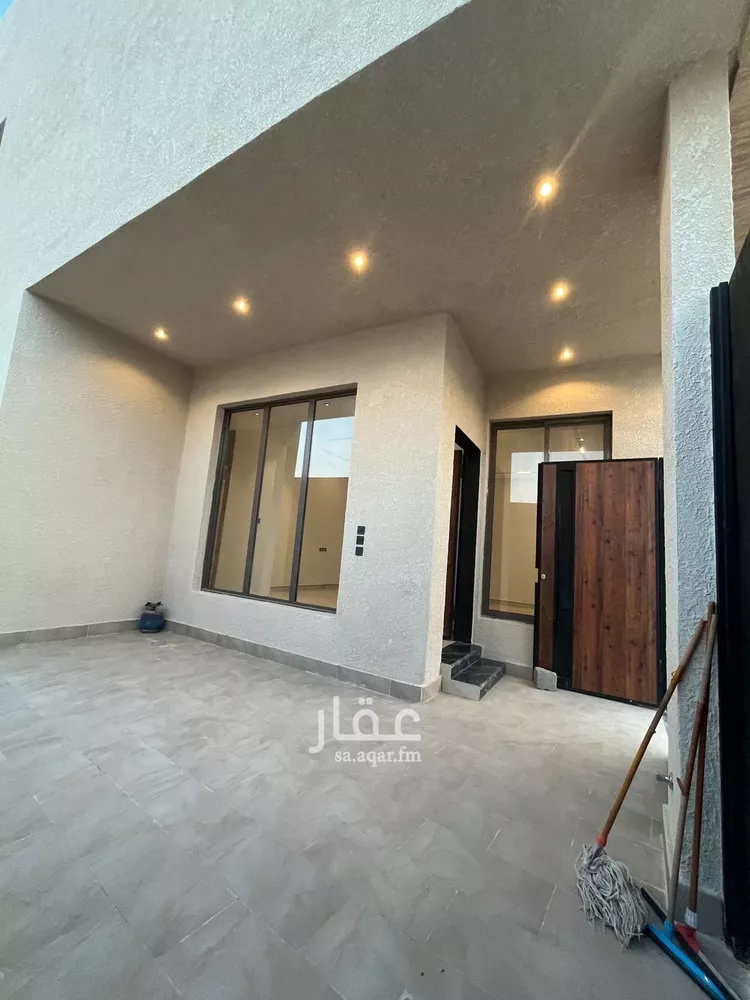 فيلا للبيع في شارع السيل الكبير, حي المهدية, مدينة الرياض, منطقة الرياض صورة 2