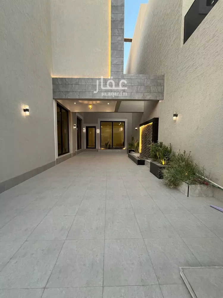 فيلا للبيع في شارع السيل الكبير, حي المهدية, مدينة الرياض, منطقة الرياض صورة 2