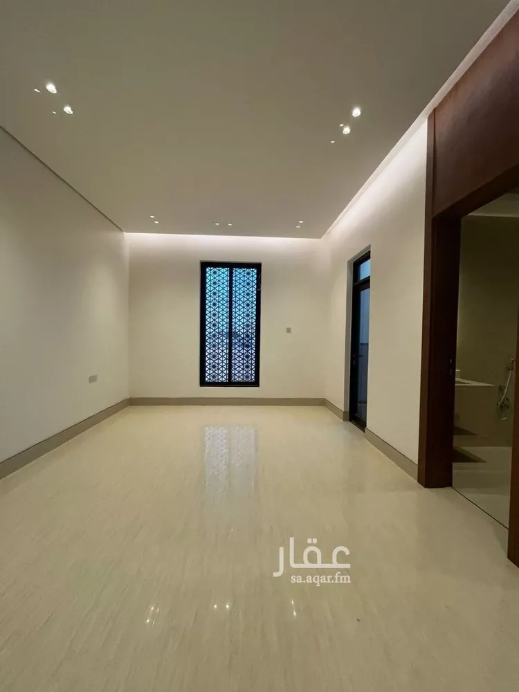 فيلا للبيع في شارع السيل الكبير, حي المهدية, مدينة الرياض, منطقة الرياض صورة 5