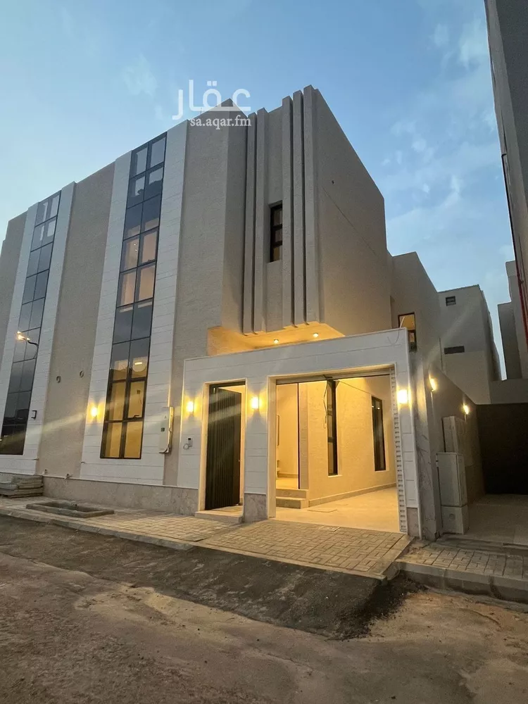 فيلا للبيع في شارع السيل الكبير, حي المهدية, مدينة الرياض, منطقة الرياض صورة 2