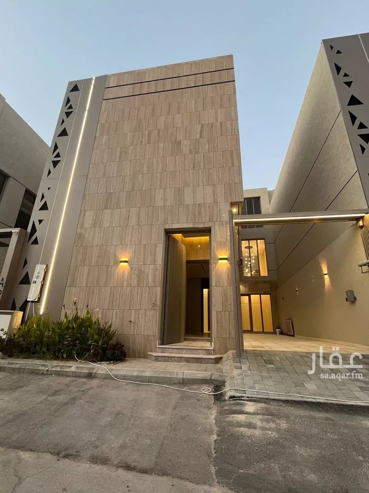 فيلا للبيع في شارع قطب الدين بن السلطان, حي المهدية, مدينة الرياض, منطقة الرياض صورة 2