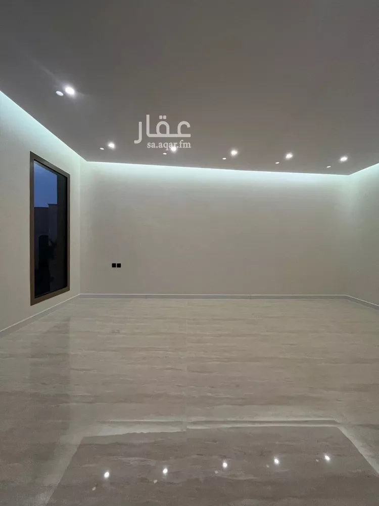 فيلا للبيع في شارع قطب الدين بن السلطان, حي المهدية, مدينة الرياض, منطقة الرياض صورة 4