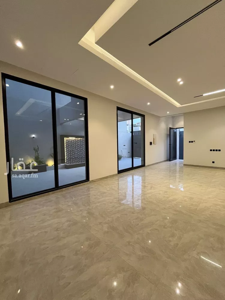 فيلا للبيع في شارع السيل الكبير, حي المهدية, مدينة الرياض, منطقة الرياض صورة 2