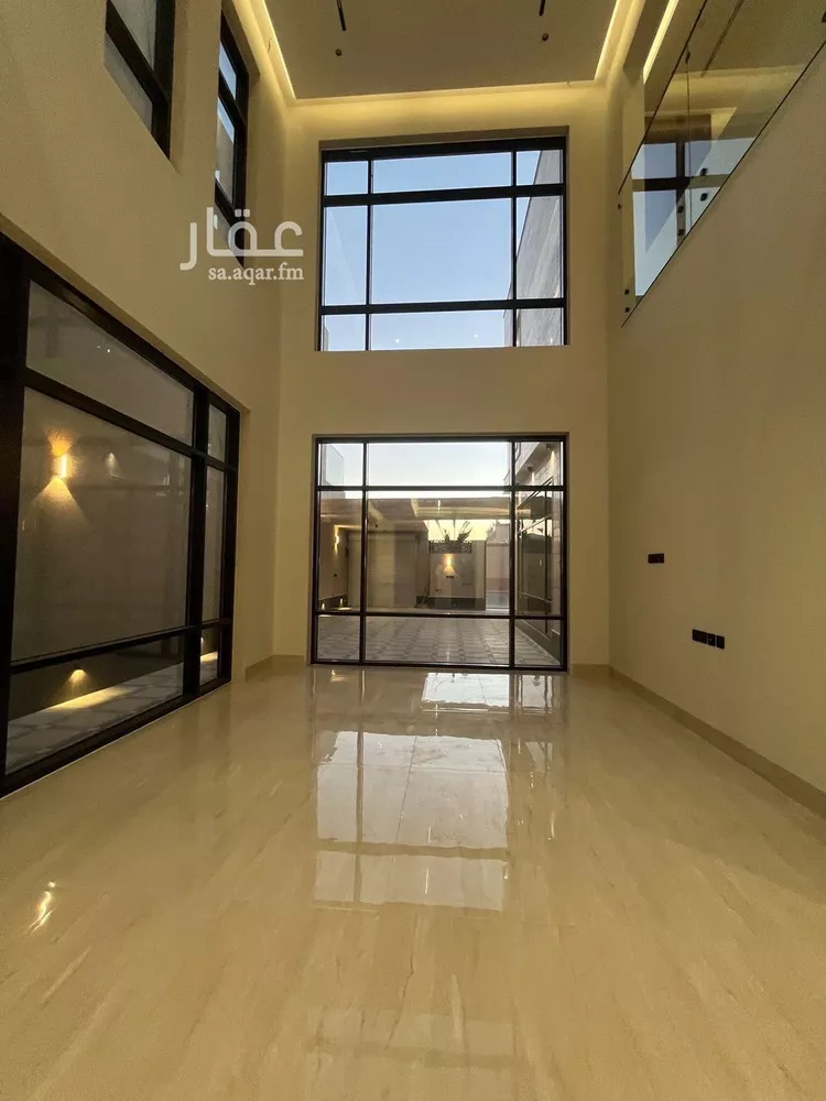 فيلا للبيع في شارع أبي الشيخ الأصبهاني, حي المهدية, مدينة الرياض, منطقة الرياض صورة 2