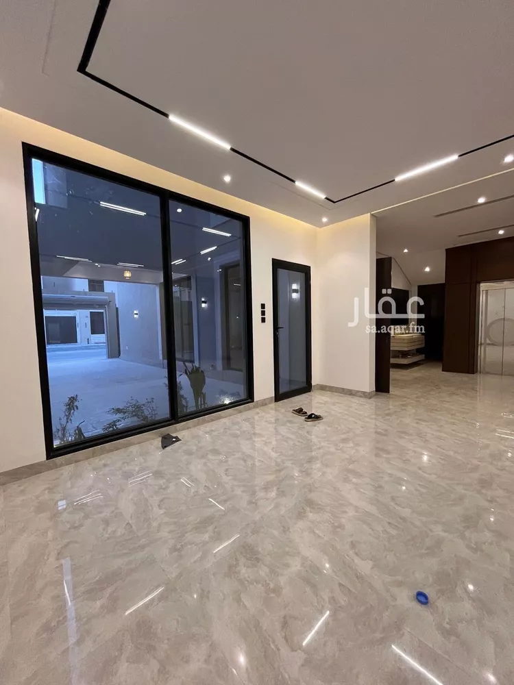 فيلا للبيع في شارع السيل الكبير, حي المهدية, مدينة الرياض, منطقة الرياض صورة 4