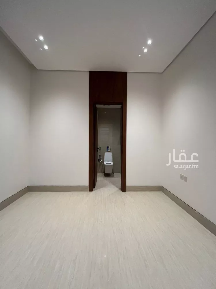 فيلا للبيع في شارع السيل الكبير, حي المهدية, مدينة الرياض, منطقة الرياض صورة 4