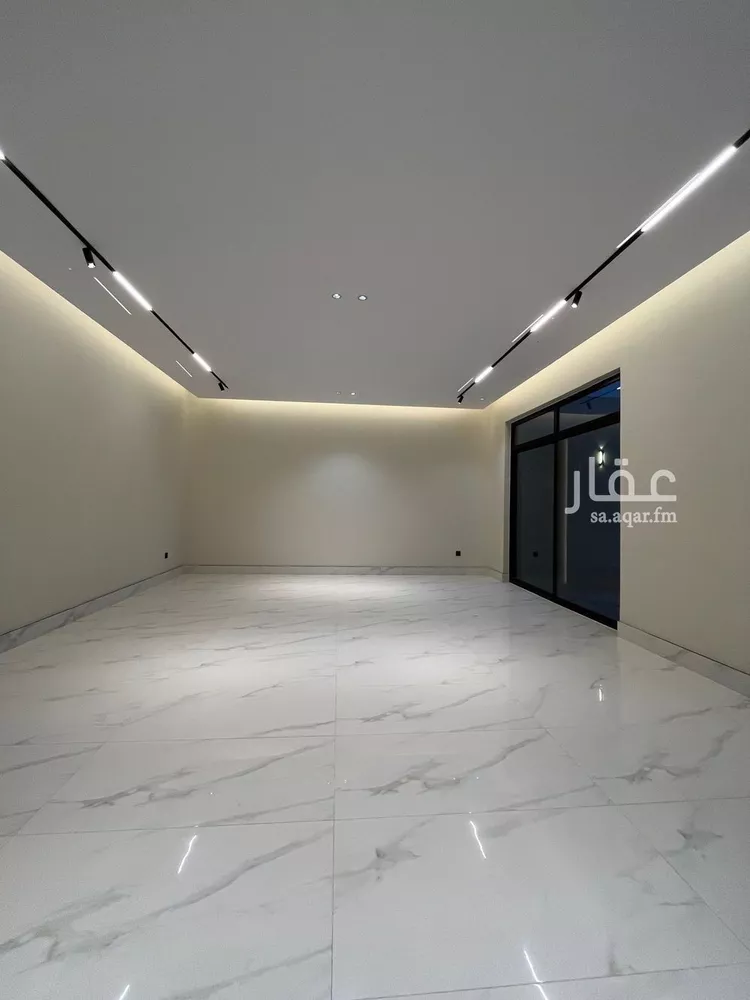 فيلا للبيع في شارع قطب الدين بن السلطان, حي المهدية, مدينة الرياض, منطقة الرياض صورة 5