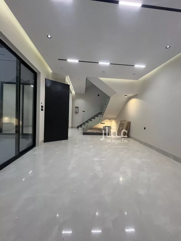فيلا للبيع في شارع السيل الكبير, حي المهدية, مدينة الرياض, منطقة الرياض صورة 3