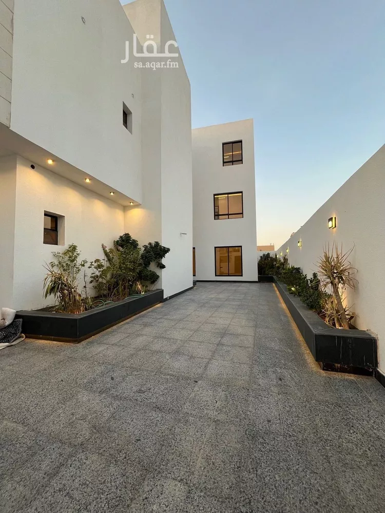 فيلا للبيع في شارع علي الجمال, حي المهدية, مدينة الرياض, منطقة الرياض صورة 3