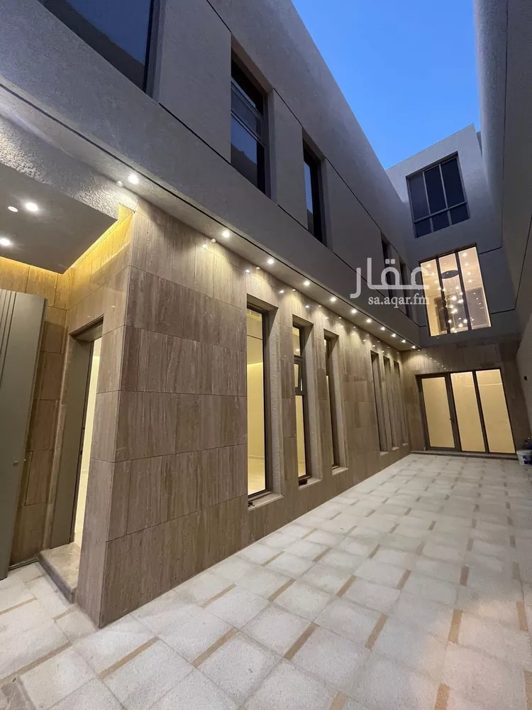 فيلا للبيع في شارع قطب الدين بن السلطان, حي المهدية, مدينة الرياض, منطقة الرياض صورة 2