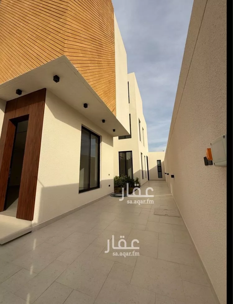 فيلا للبيع في شارع السيل الكبير, حي المهدية, مدينة الرياض, منطقة الرياض صورة 3