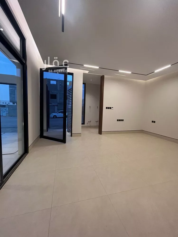 فيلا للبيع في شارع السيل الكبير, حي المهدية, مدينة الرياض, منطقة الرياض صورة 4