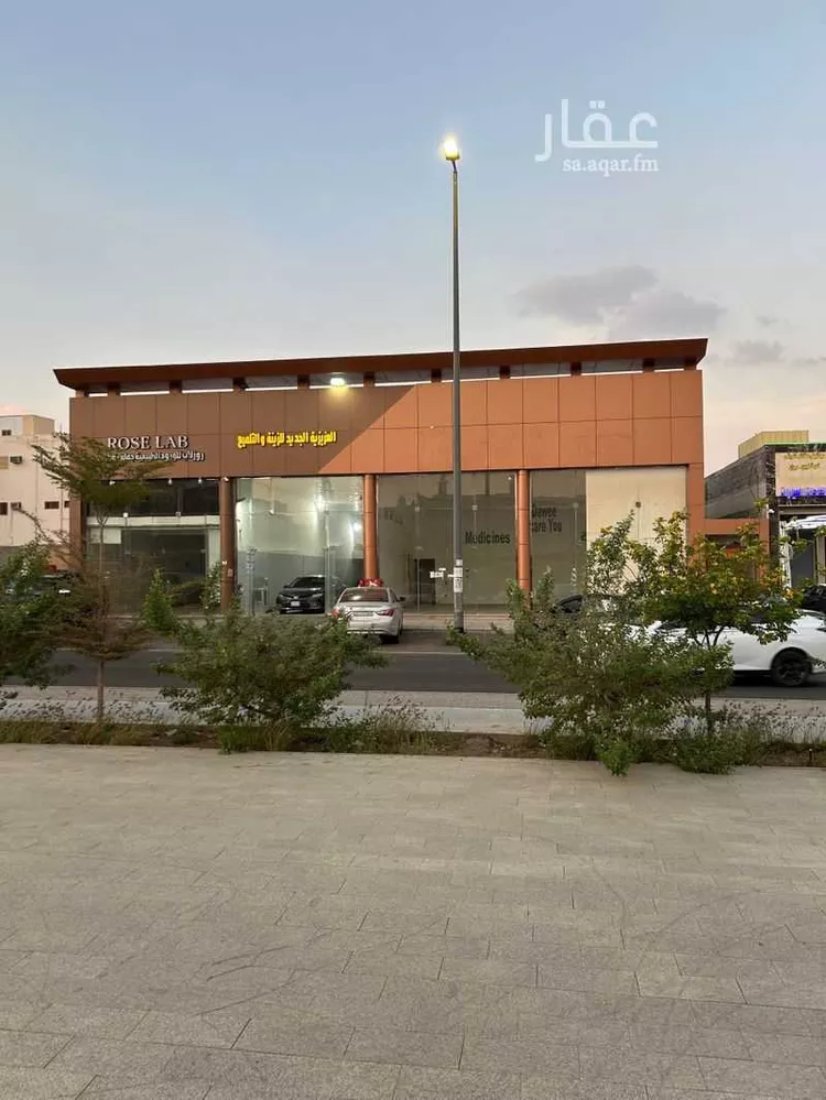 محل للإيجار في شارع الامام الترمذي., حي الدفاع, مدينة المدينة المنورة, منطقة المدينة المنورة صورة 5