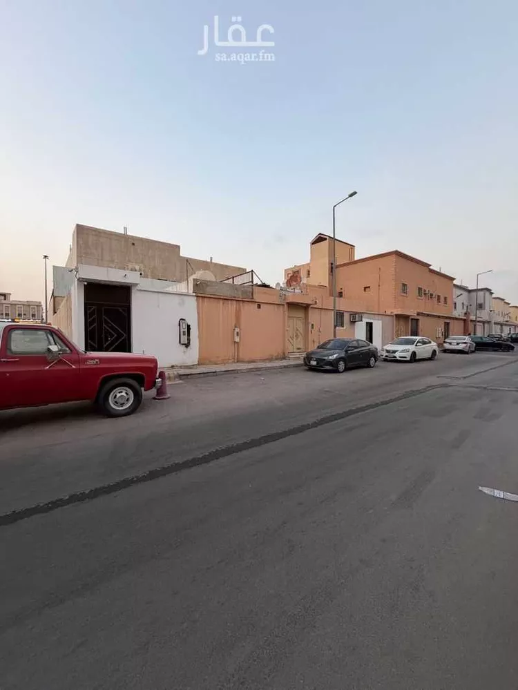 دور للبيع في شارع المرداوي, حي الدار البيضاء, مدينة الرياض, منطقة الرياض صورة 3