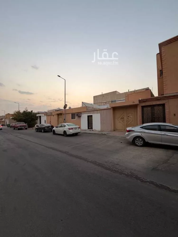 دور للبيع في شارع المرداوي, حي الدار البيضاء, مدينة الرياض, منطقة الرياض صورة 2