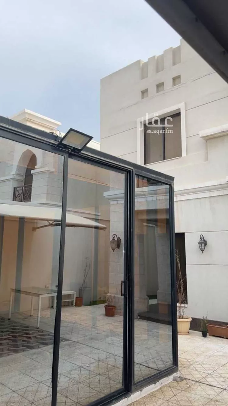 Villa for Sale in Al Khobar Al Amwaj 8