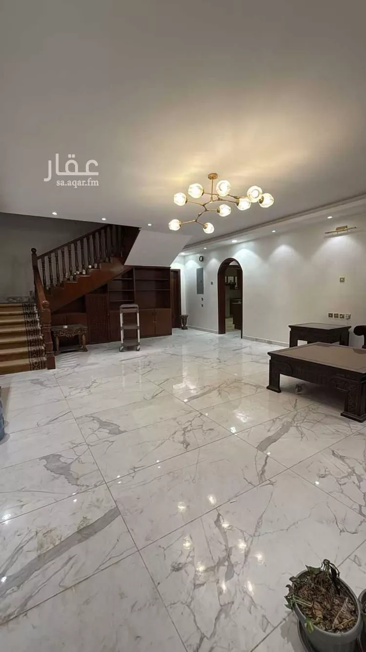فيلا للبيع في شارع أبي دجانة ، حي صلاح الدين ، الرياض ، منطقة الرياض صورة 2