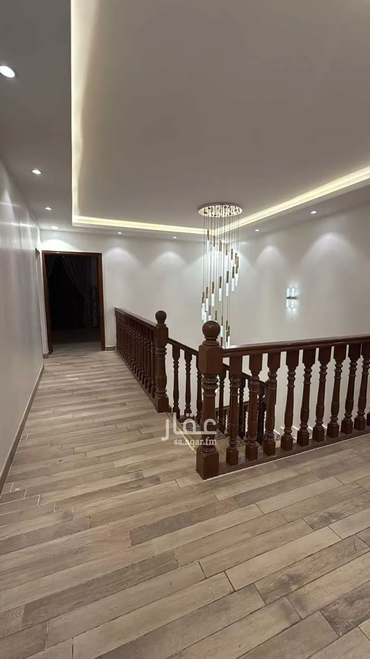 فيلا للبيع في شارع أبي دجانة ، حي صلاح الدين ، الرياض ، منطقة الرياض 1 صورة