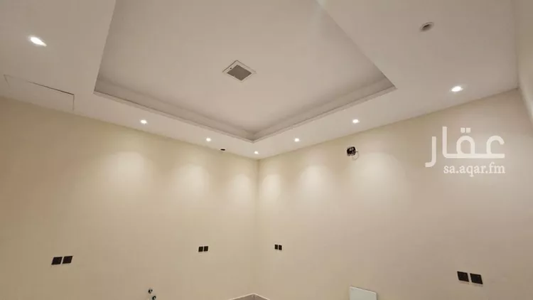 فيلا للبيع في شارع خلف بن سعيد, حي الخليج, مدينة الرياض, منطقة الرياض صورة 2