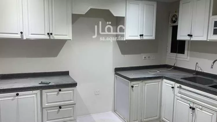 شقة للإيجار في شارع طيبة, حي قرطبة, مدينة الرياض, منطقة الرياض صورة 5