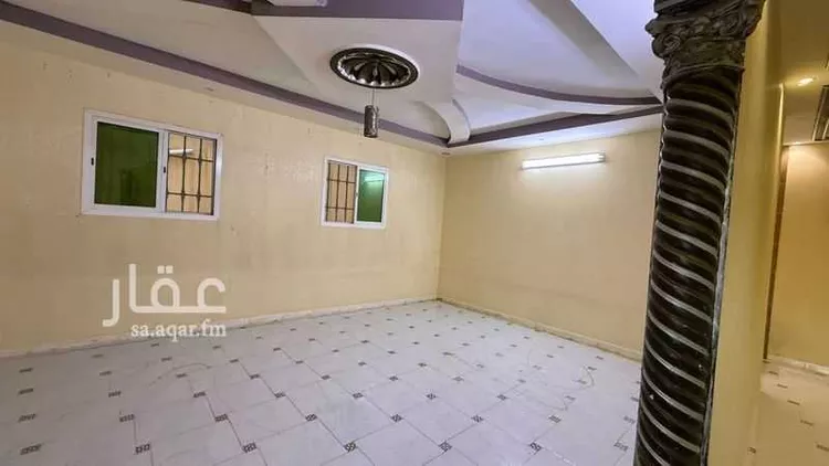 دور للبيع في شارع آب القاسم, حي طويق, مدينة الرياض, منطقة الرياض صورة 3