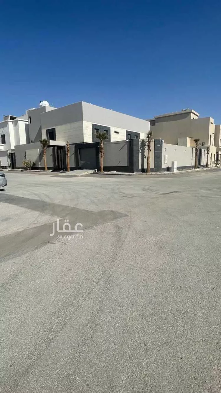 فيلا للبيع في شارع أبي الحق الحنفي, حي المهدية, مدينة الرياض, منطقة الرياض صورة 3
