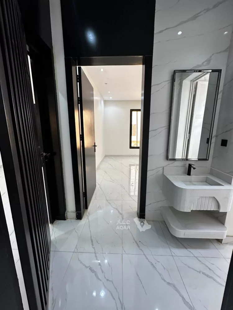 Floor for Rent in Riyadh Ash Sharq 10