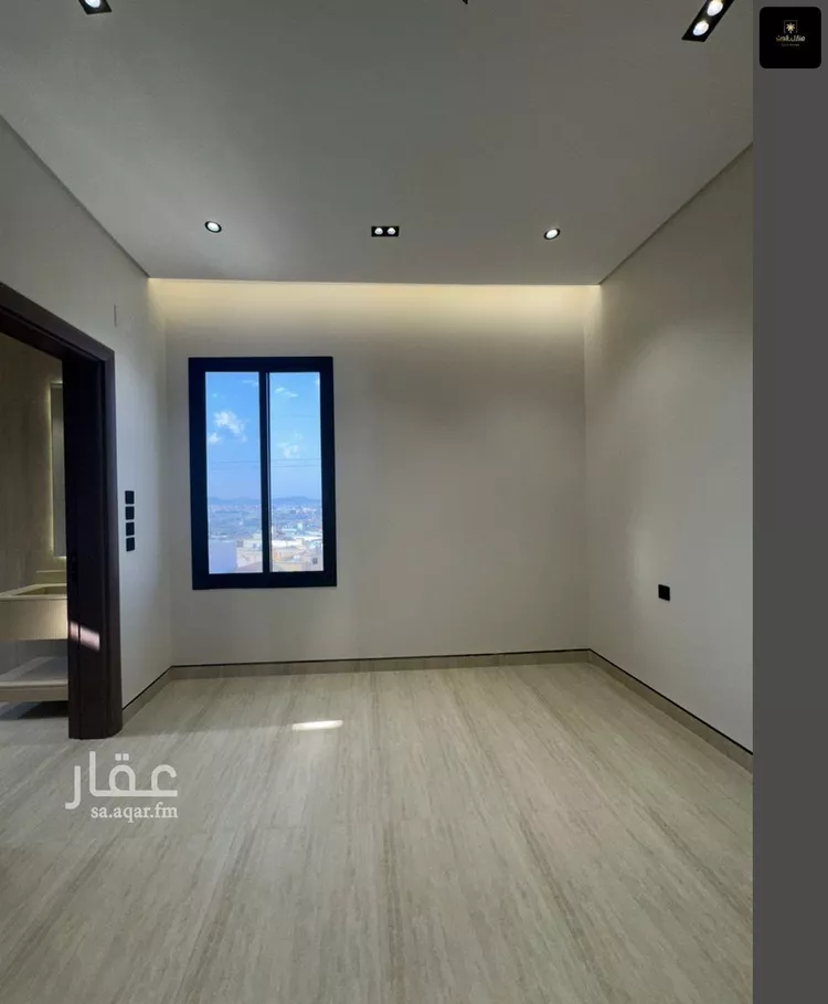 شقة للبيع في شارع الغائر, حي المروج, مدينة أبها, منطقة عسير صورة 3