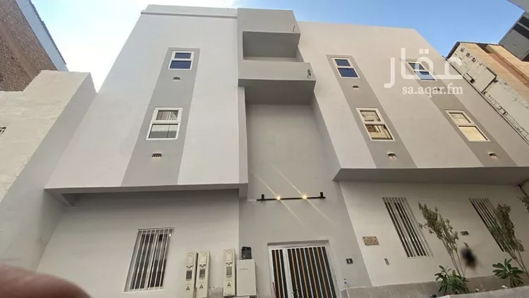 عمارة للبيع في شارع بلال ابن ابي بردة, حي الجمعة, مدينة المدينة المنورة, منطقة المدينة المنورة