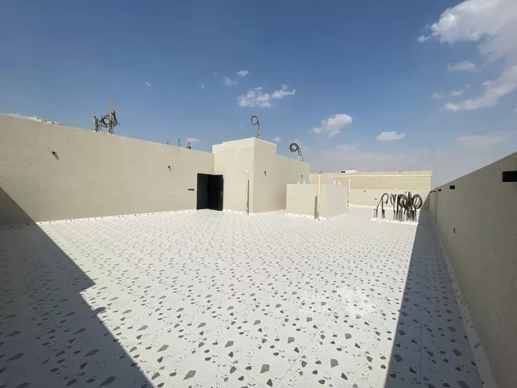 Building for Sale in Riyadh Al Khaleej 14