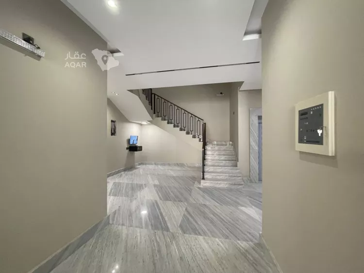 Building for Sale in Riyadh Al Khaleej 15