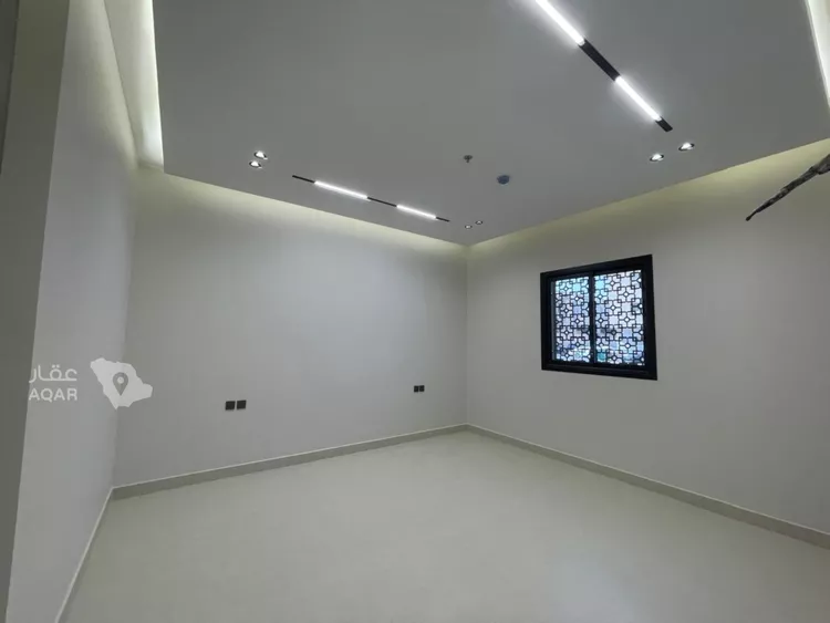 Building for Sale in Riyadh Al Khaleej 13