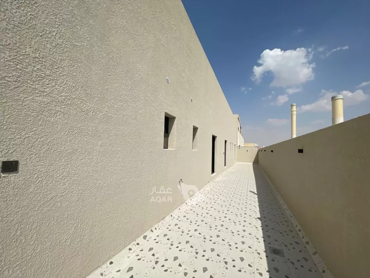 Building for Sale in Riyadh Al Khaleej 12