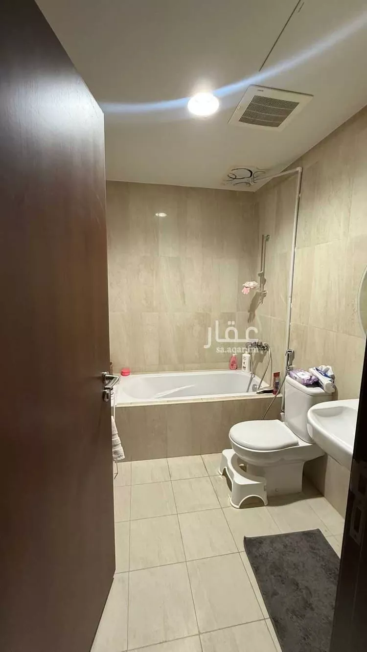 شقة للإيجار في شارع الدمام 420 ، حي أجيال ، الظهران ، الدمام