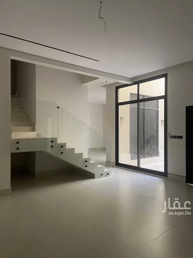 فيلا للبيع في شارع ظهره العودة غرب 33, حي ظهره العودة غرب, مدينة امارة منطقة الرياض - الدرعيه, منطقة الرياض صورة 4