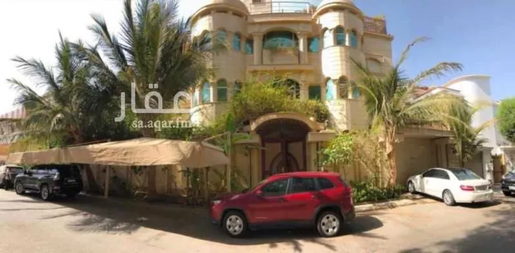 فيلا للبيع في شارع حسن عثمان ، حي الشاطئ ، جدة ، جدة