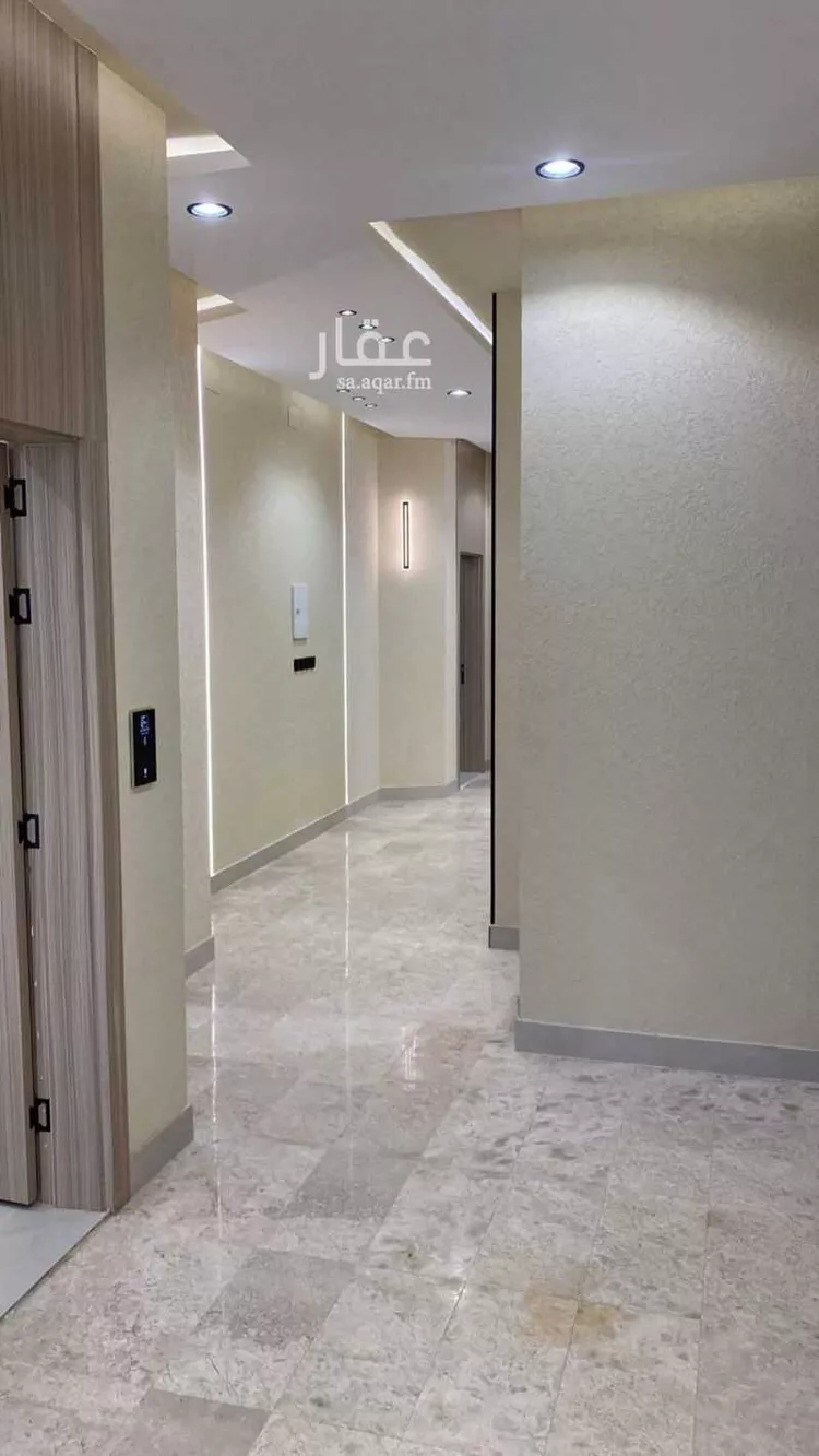 شقة للبيع في شارع شارع القبضة, حي الوصايف, مدينة أبها, منطقة عسير صورة 4