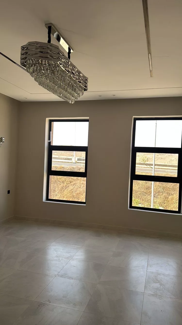 شقة للبيع في شارع شارع المزاحمية, حي النسيم, مدينة أبها, منطقة عسير صورة 2