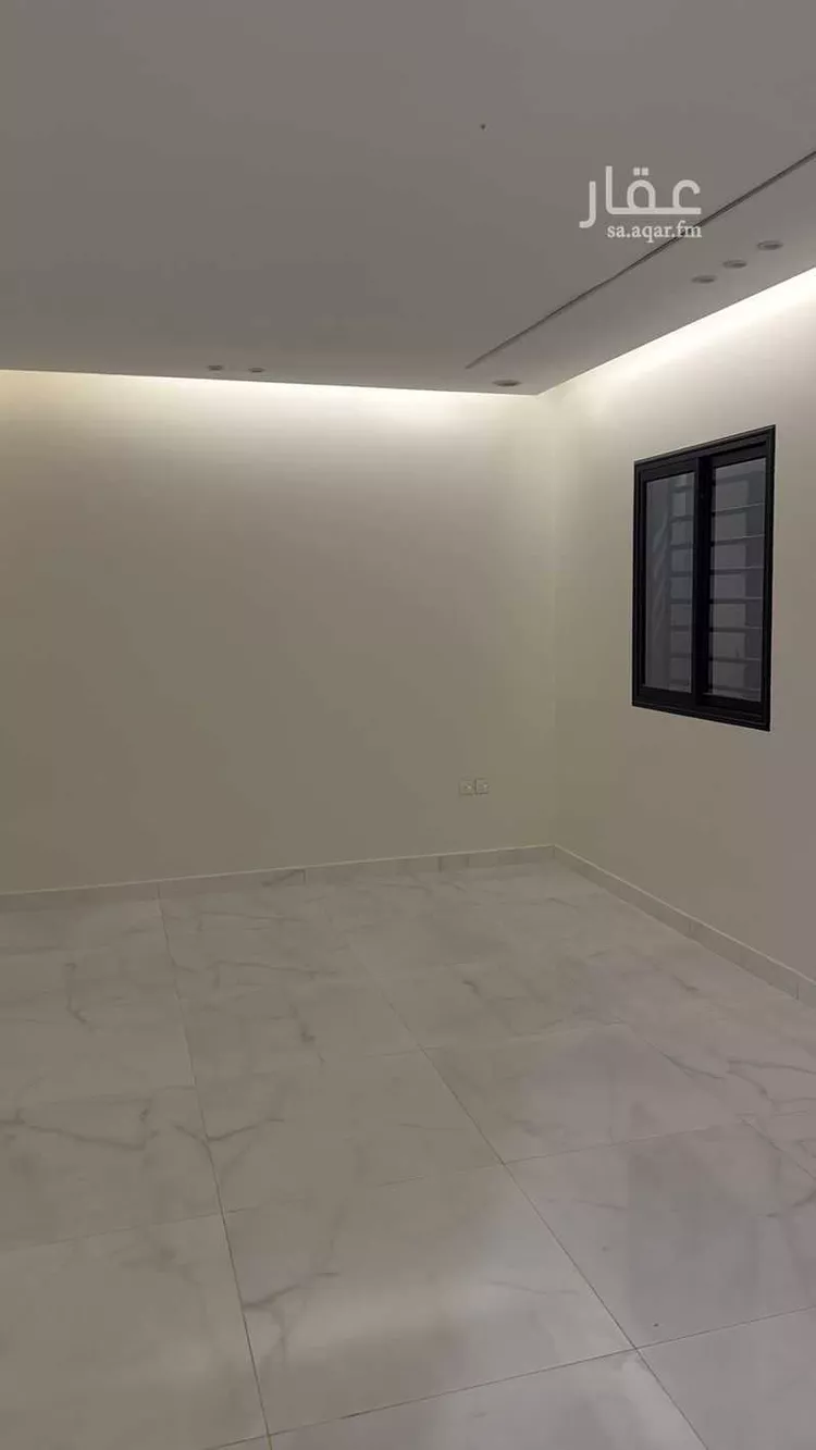شقة للبيع في شارع الاسود بن سلمة الكندي, حي المروج, مدينة أبها, منطقة عسير صورة 2