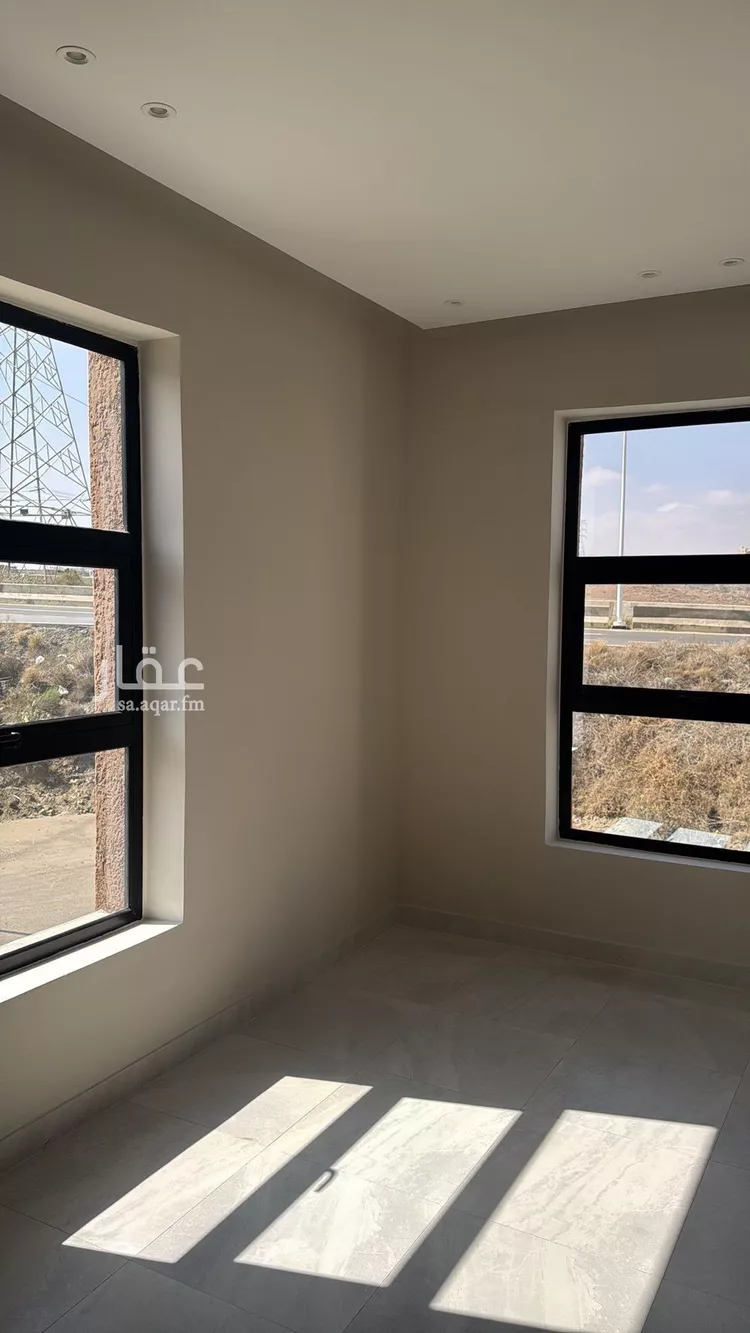 شقة للبيع في شارع شارع المزاحمية, حي النسيم, مدينة أبها, منطقة عسير صورة 3