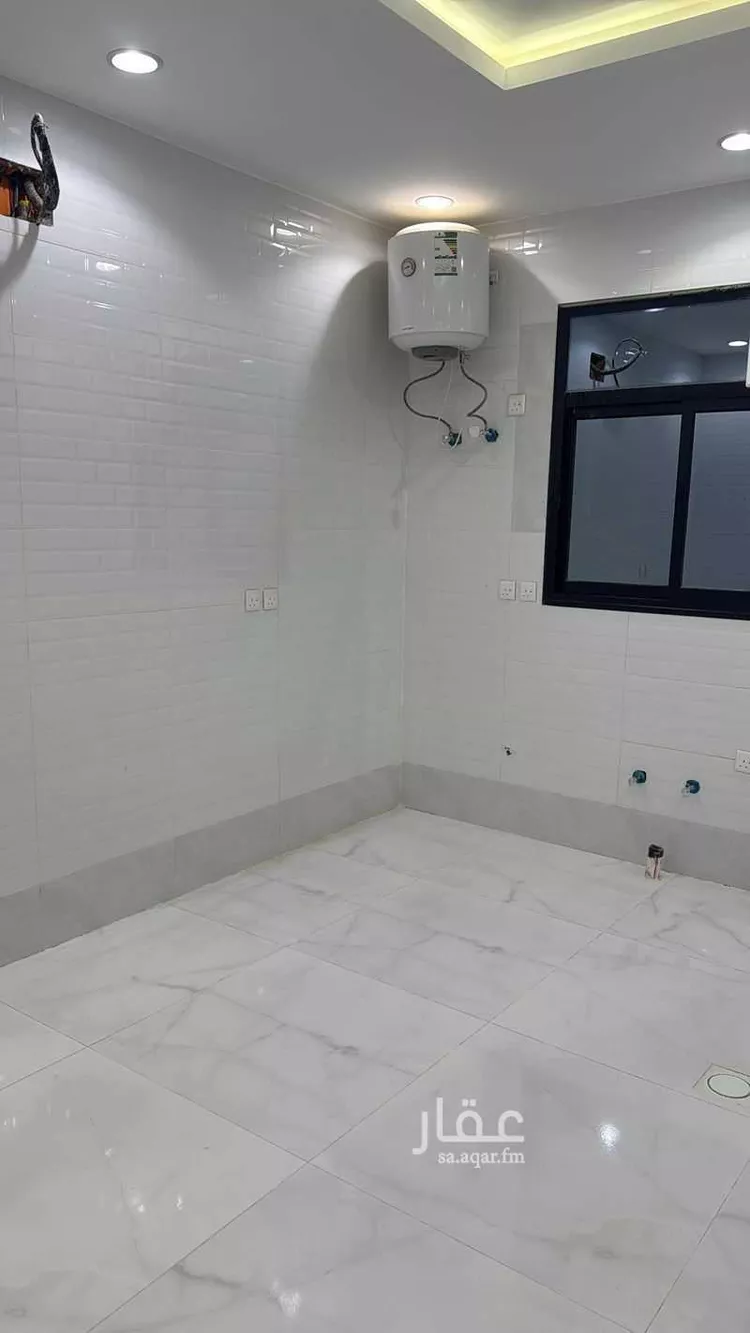 شقة للبيع في شارع الاسود بن سلمة الكندي, حي المروج, مدينة أبها, منطقة عسير صورة 5