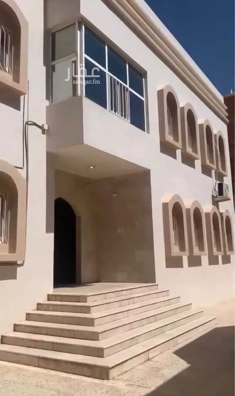فيلا للبيع في شارع نمير الخزاعي, حي المروج, مدينة أبها, منطقة عسير