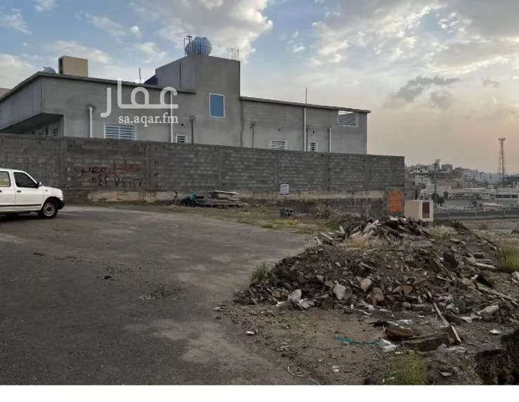أرض للبيع في شارع الشباب, حي الروابي, مدينة أبها, منطقة عسير