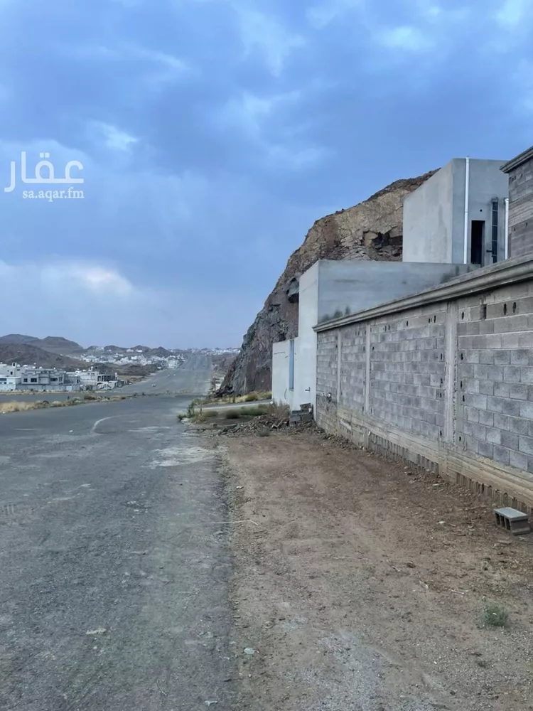 دور للبيع في شارع ابن سراقه, حي الروابي, مدينة أبها, منطقة عسير صورة 4