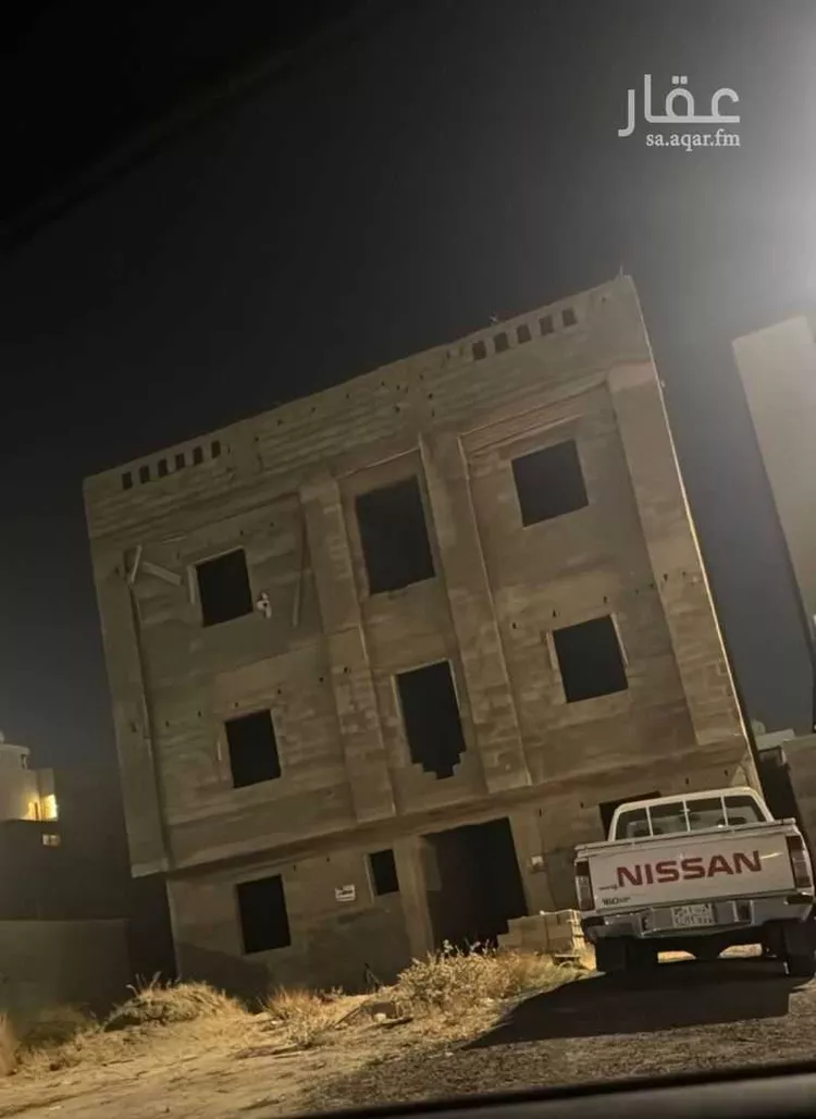 عمارة للبيع في شارع عامر احمد حسين الهلالي, حي الروضة, مدينة أبها, منطقة عسير